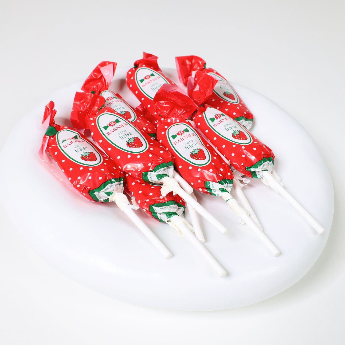 Fruit Flavored Lollipops (Strawberry)