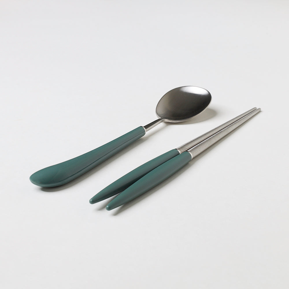 Swan Dinnerware Spoon and Chopsticks Set